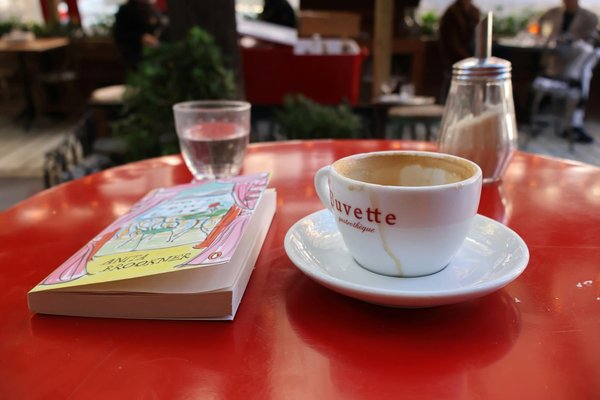 Comment créer une soirée de lecture de pièces radiophoniques?